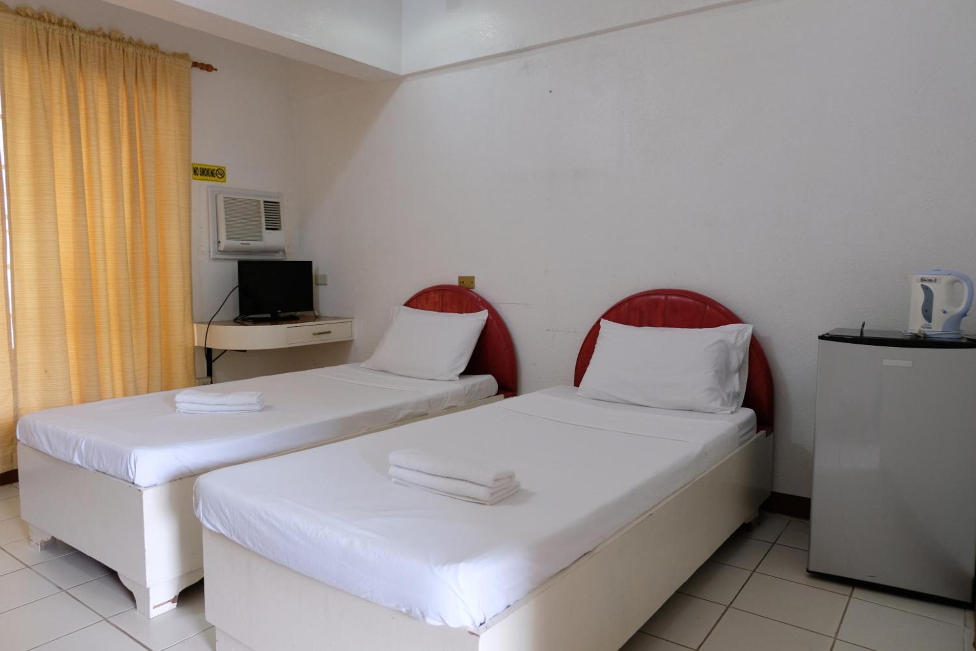 Hotel Casa Ilustre Balayan Екстер'єр фото